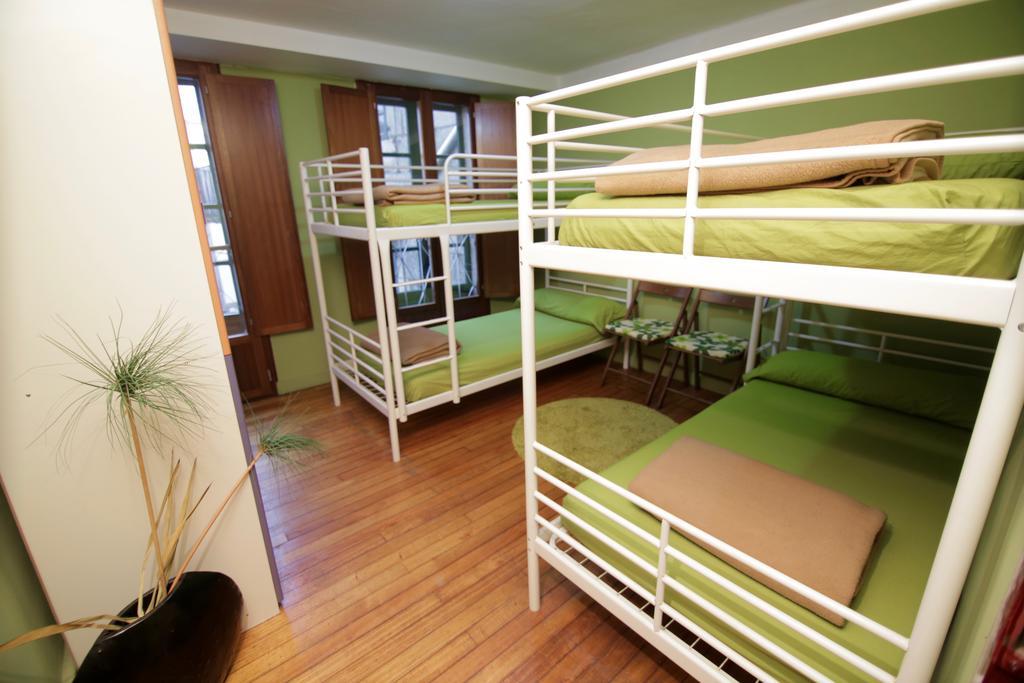 Albergue O Fogar De Teodomiro 산티아고데콤포스텔라 외부 사진