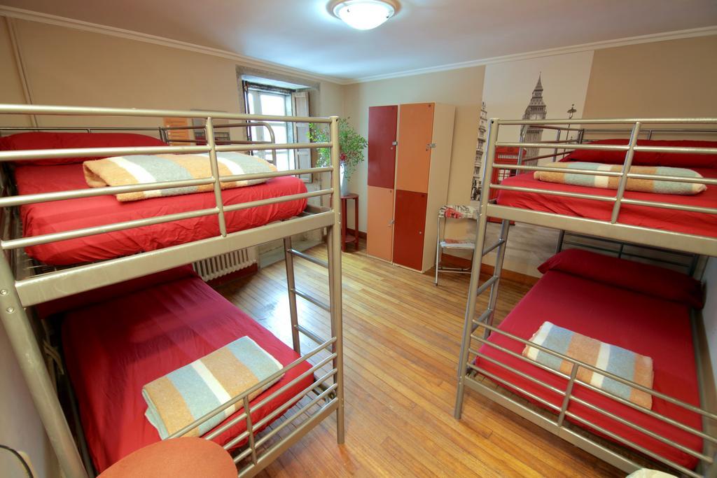 Albergue O Fogar De Teodomiro 산티아고데콤포스텔라 외부 사진