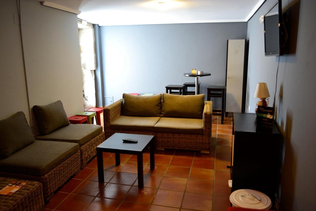 Albergue O Fogar De Teodomiro 산티아고데콤포스텔라 외부 사진